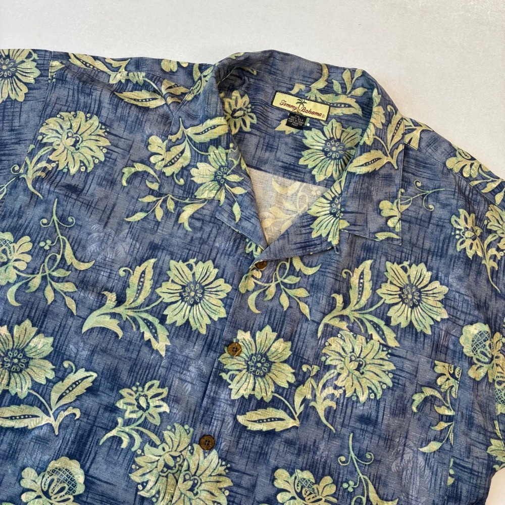 Tommy Bahama Shirt Mens XXL Blue Silk Floral Short Sleeve Camp Aloha Button Down